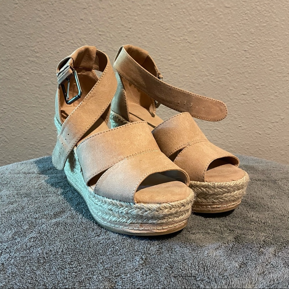 Universal Thread Platform Shoes